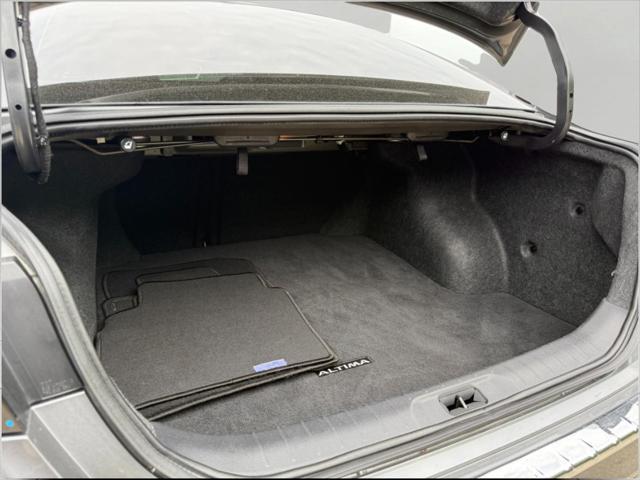 used 2023 Nissan Altima car, priced at $25,565