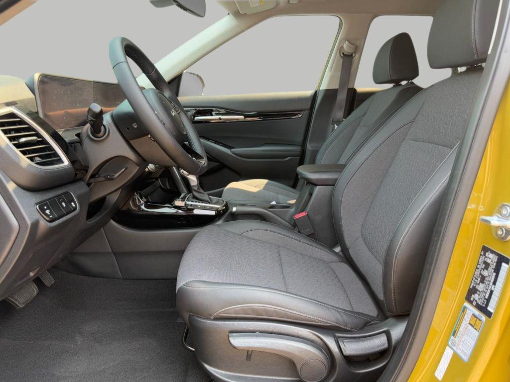 used 2024 Kia Seltos car, priced at $25,273