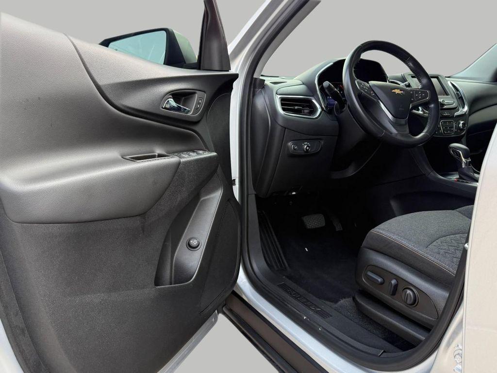 used 2022 Chevrolet Equinox car, priced at $22,254