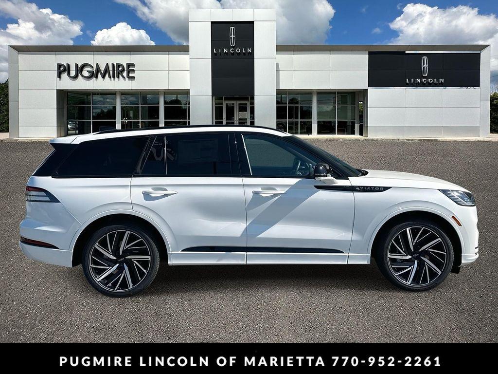 new 2025 Lincoln Aviator car, priced at $90,525