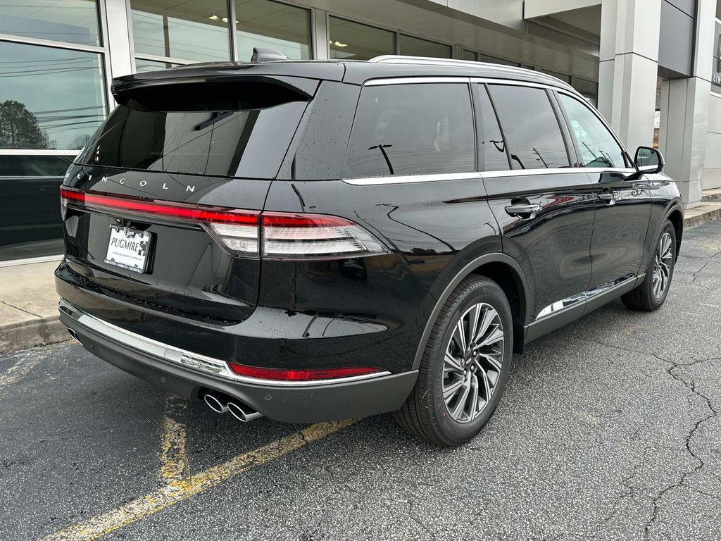 new 2025 Lincoln Aviator car, priced at $61,618