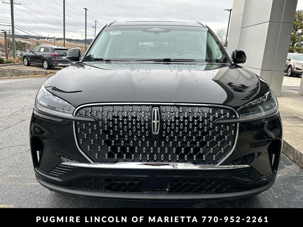 new 2025 Lincoln Aviator car, priced at $61,618