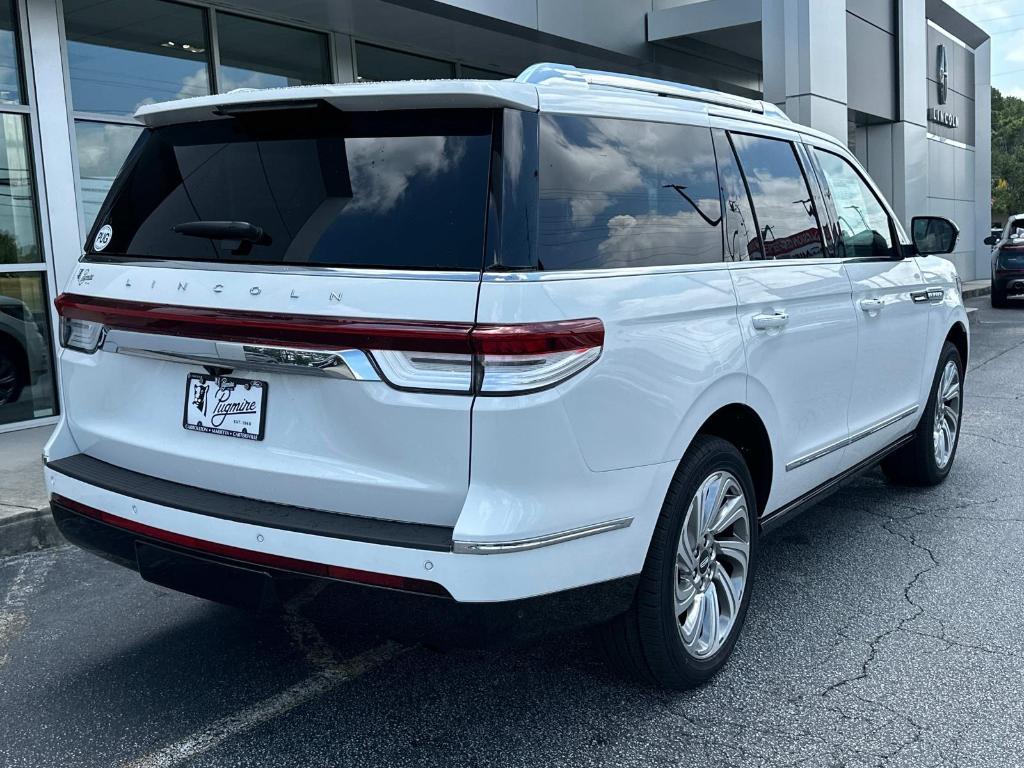 new 2024 Lincoln Navigator car, priced at $99,275