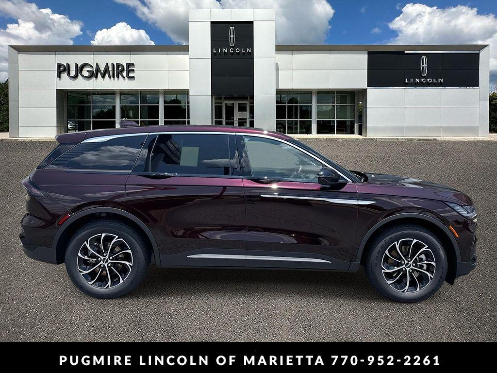 new 2025 Lincoln Nautilus car, priced at $57,860