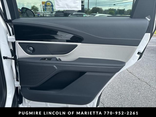 new 2025 Lincoln Nautilus car, priced at $55,940