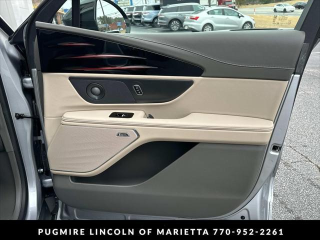 new 2025 Lincoln Nautilus car, priced at $55,658