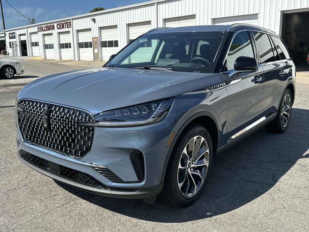 new 2025 Lincoln Aviator car, priced at $66,859
