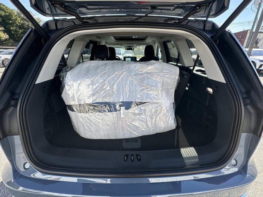 new 2025 Lincoln Aviator car, priced at $66,859