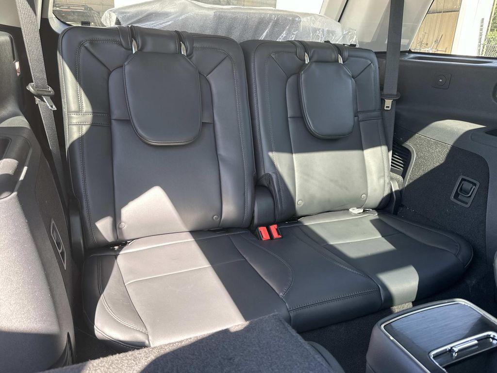 new 2025 Lincoln Aviator car, priced at $66,859