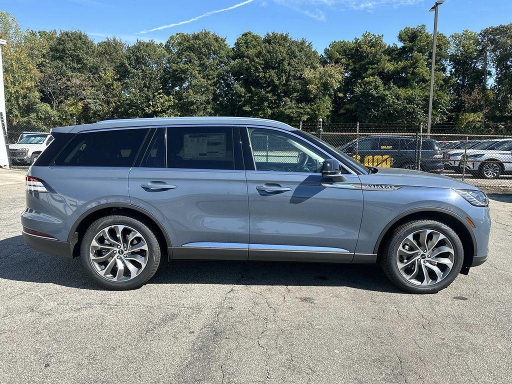new 2025 Lincoln Aviator car, priced at $66,859