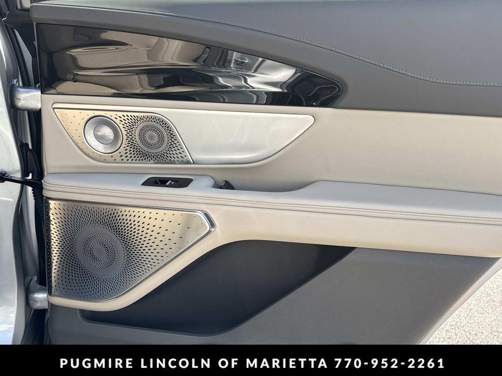 new 2025 Lincoln Nautilus car, priced at $69,480
