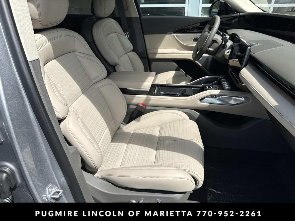 new 2025 Lincoln Nautilus car, priced at $69,480
