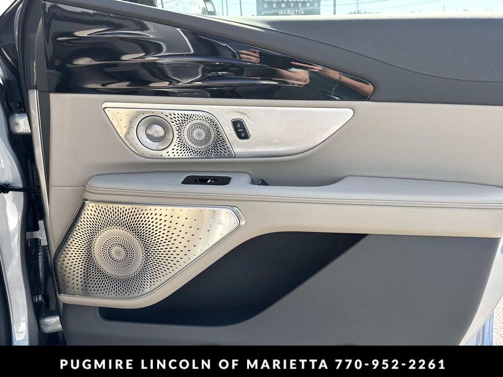 new 2025 Lincoln Nautilus car, priced at $69,480