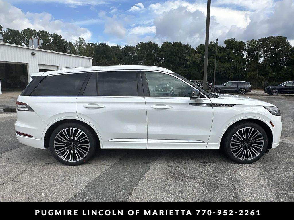 new 2025 Lincoln Aviator car, priced at $90,520