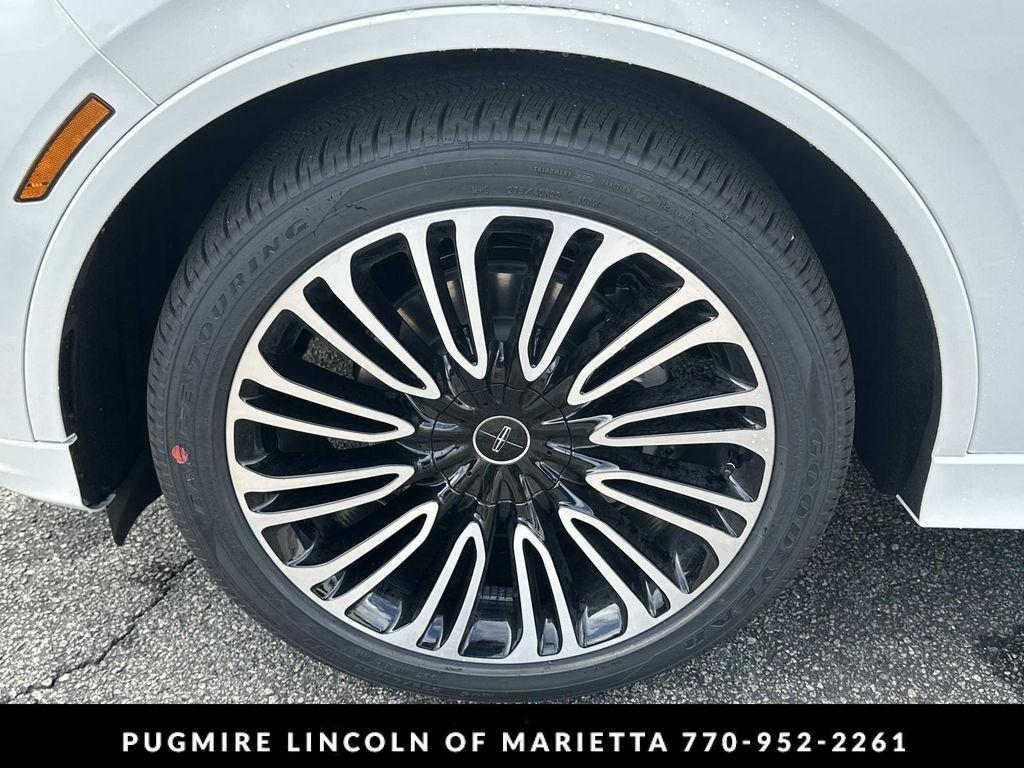new 2025 Lincoln Aviator car, priced at $90,520