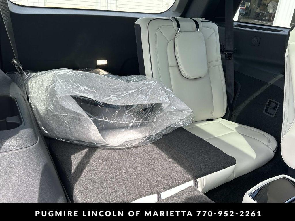 new 2025 Lincoln Aviator car, priced at $90,520