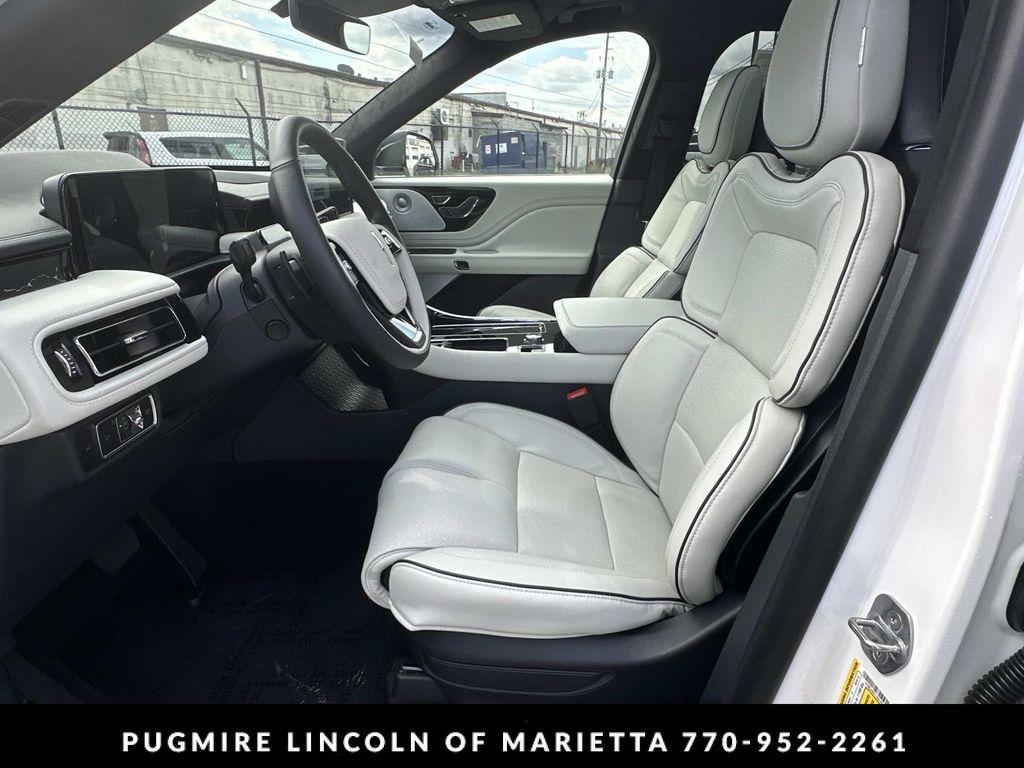 new 2025 Lincoln Aviator car, priced at $90,520