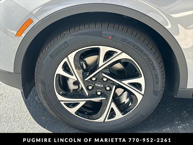 new 2025 Lincoln Nautilus car, priced at $59,365