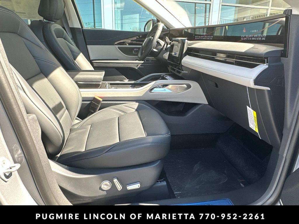 new 2025 Lincoln Nautilus car, priced at $59,199