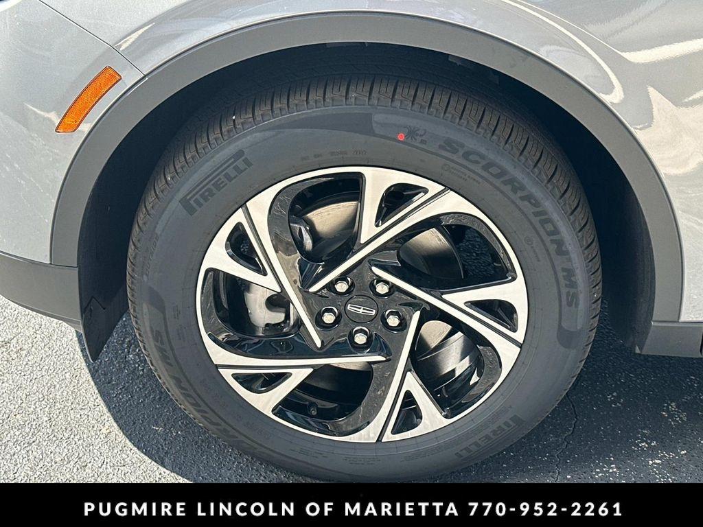 new 2025 Lincoln Nautilus car, priced at $59,199