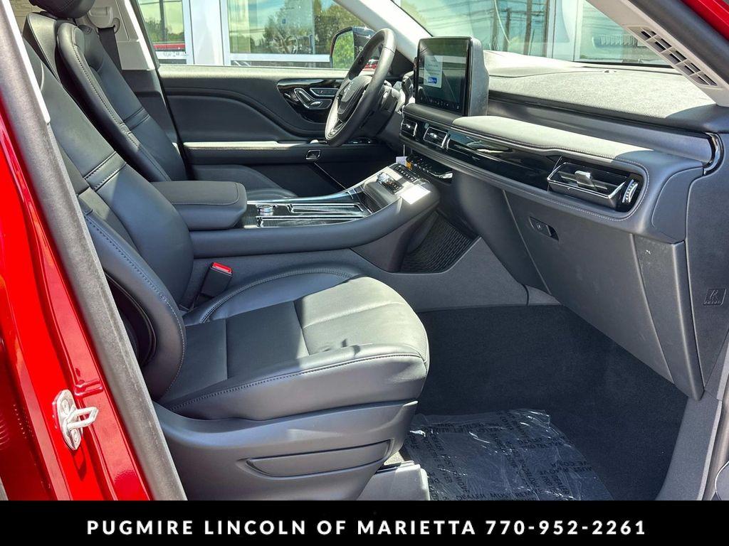 new 2025 Lincoln Aviator car, priced at $62,823