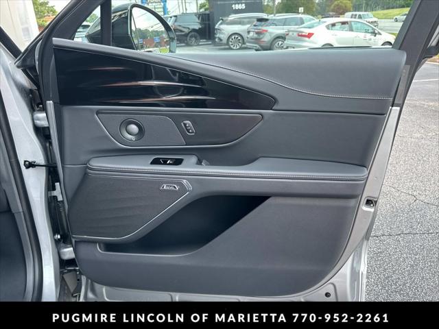 new 2025 Lincoln Nautilus car, priced at $62,520
