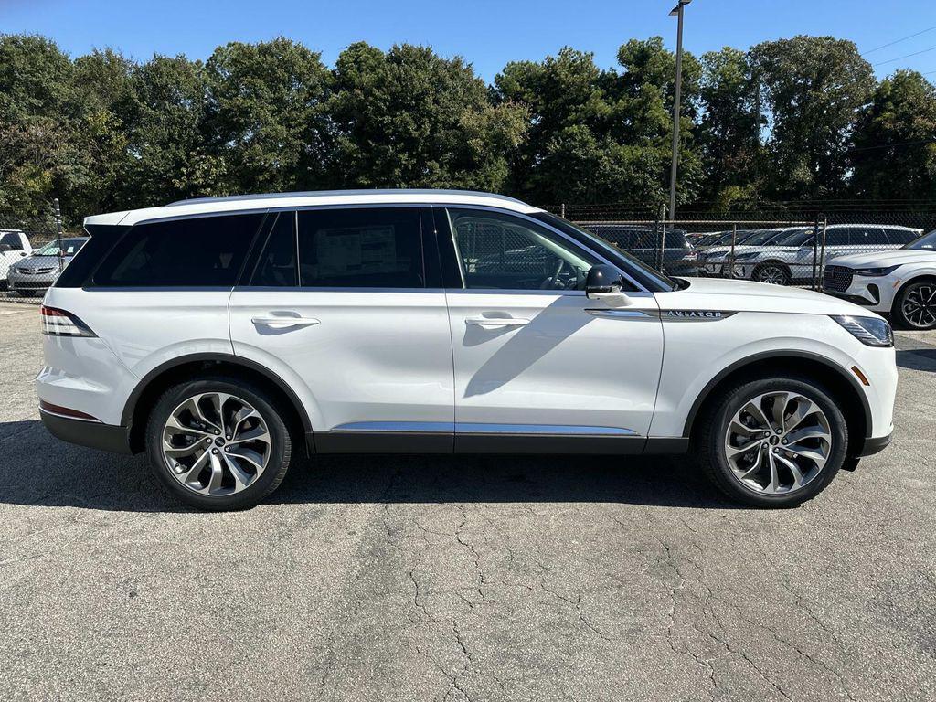 new 2025 Lincoln Aviator car, priced at $68,779