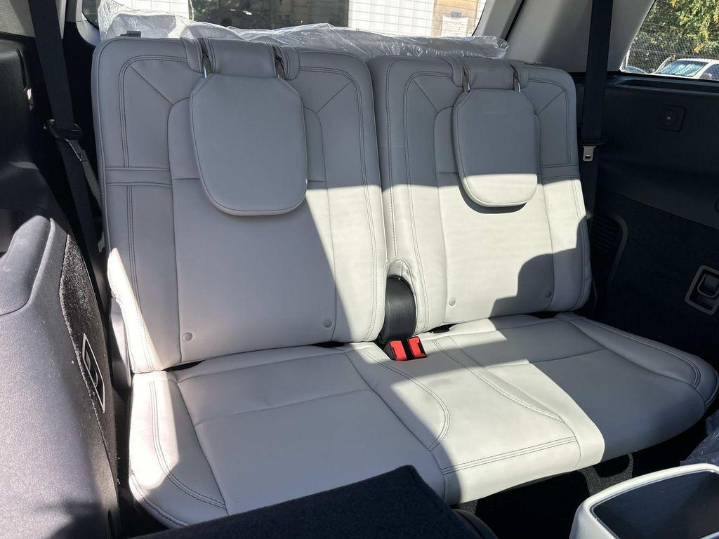 new 2025 Lincoln Aviator car, priced at $68,779