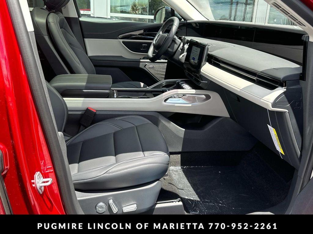 new 2025 Lincoln Nautilus car, priced at $61,167