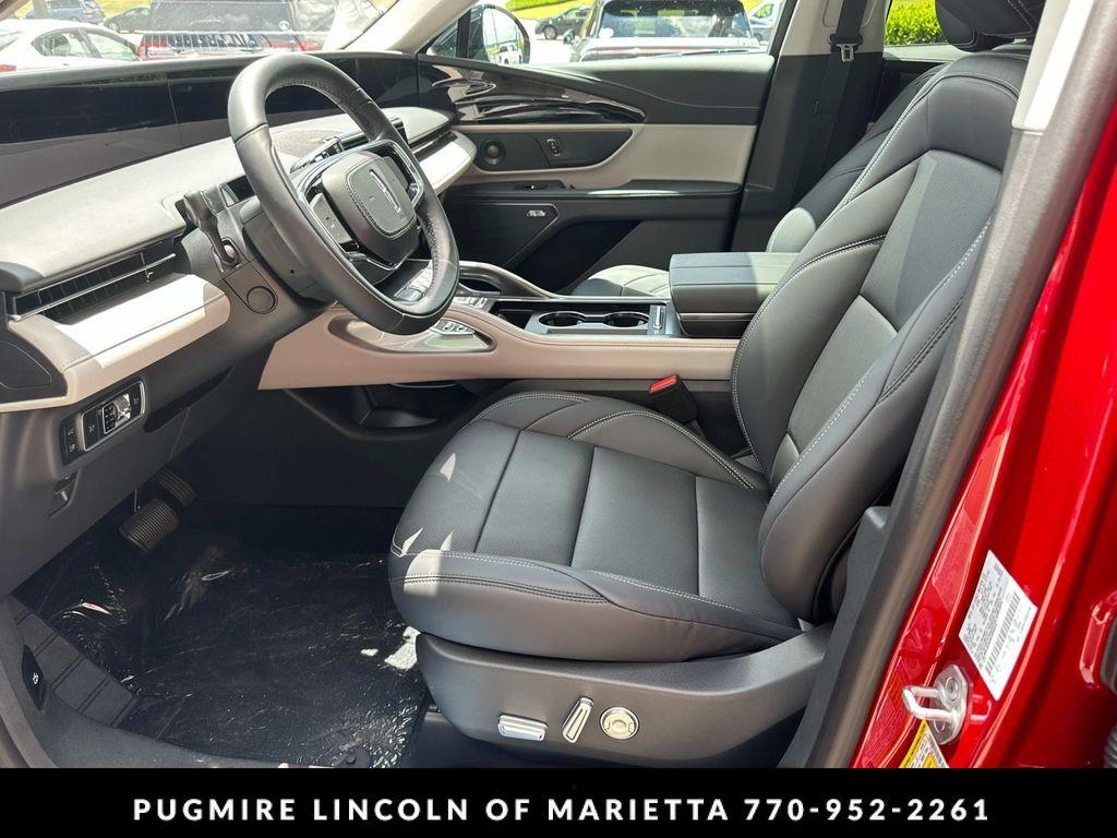 new 2025 Lincoln Nautilus car, priced at $61,167