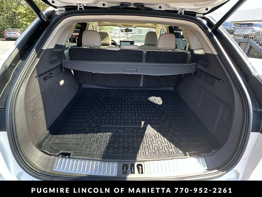 used 2021 Lincoln Nautilus car, priced at $36,893
