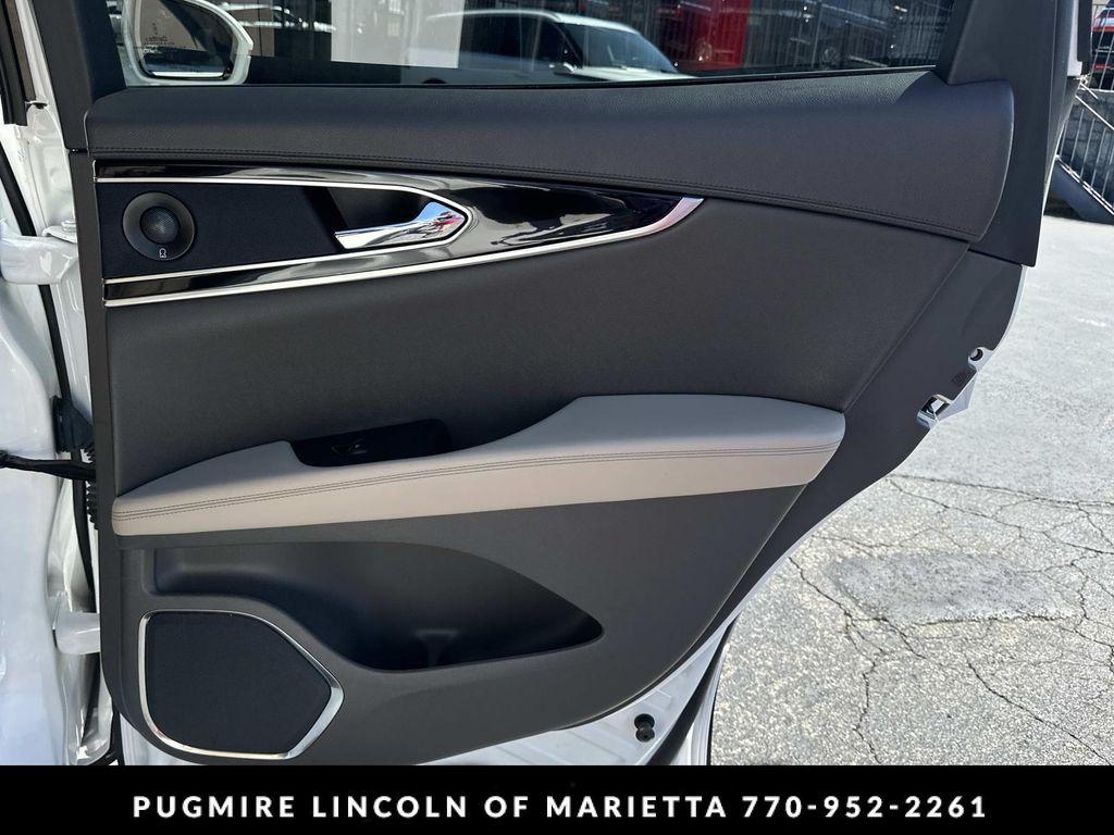 used 2021 Lincoln Nautilus car, priced at $36,893