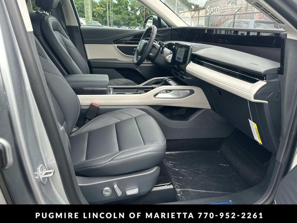 new 2025 Lincoln Nautilus car, priced at $55,853