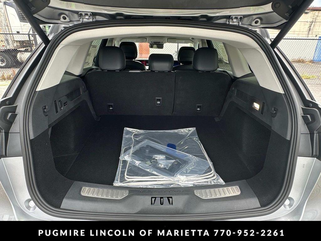 new 2025 Lincoln Nautilus car, priced at $55,853