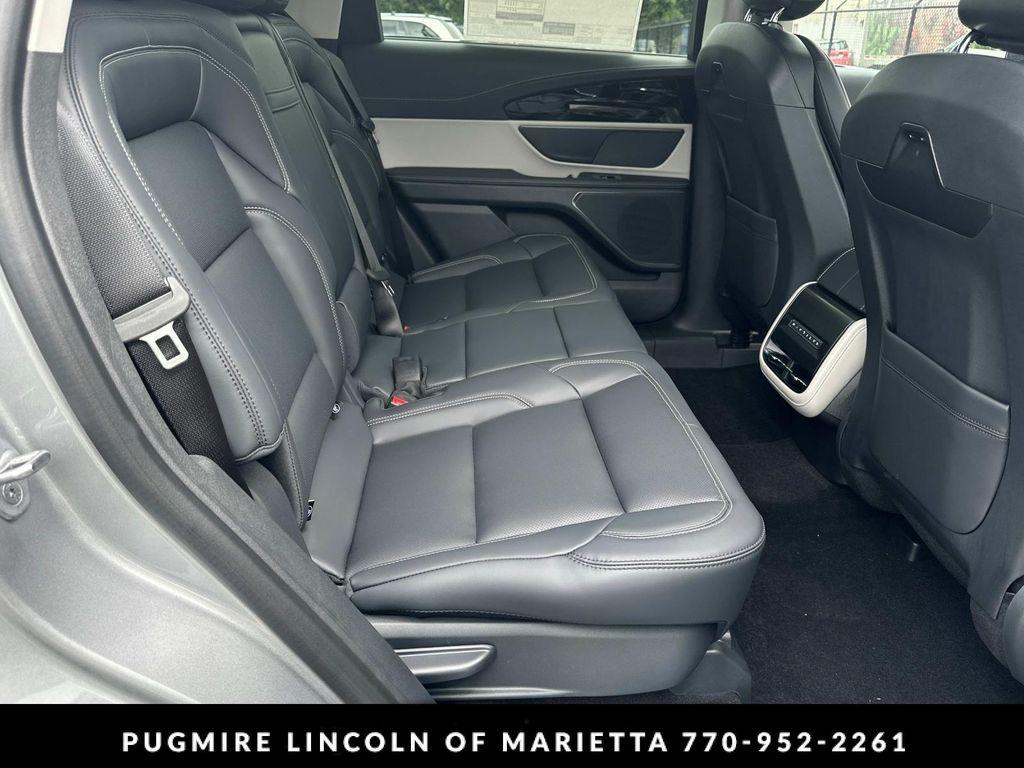 new 2025 Lincoln Nautilus car, priced at $55,853