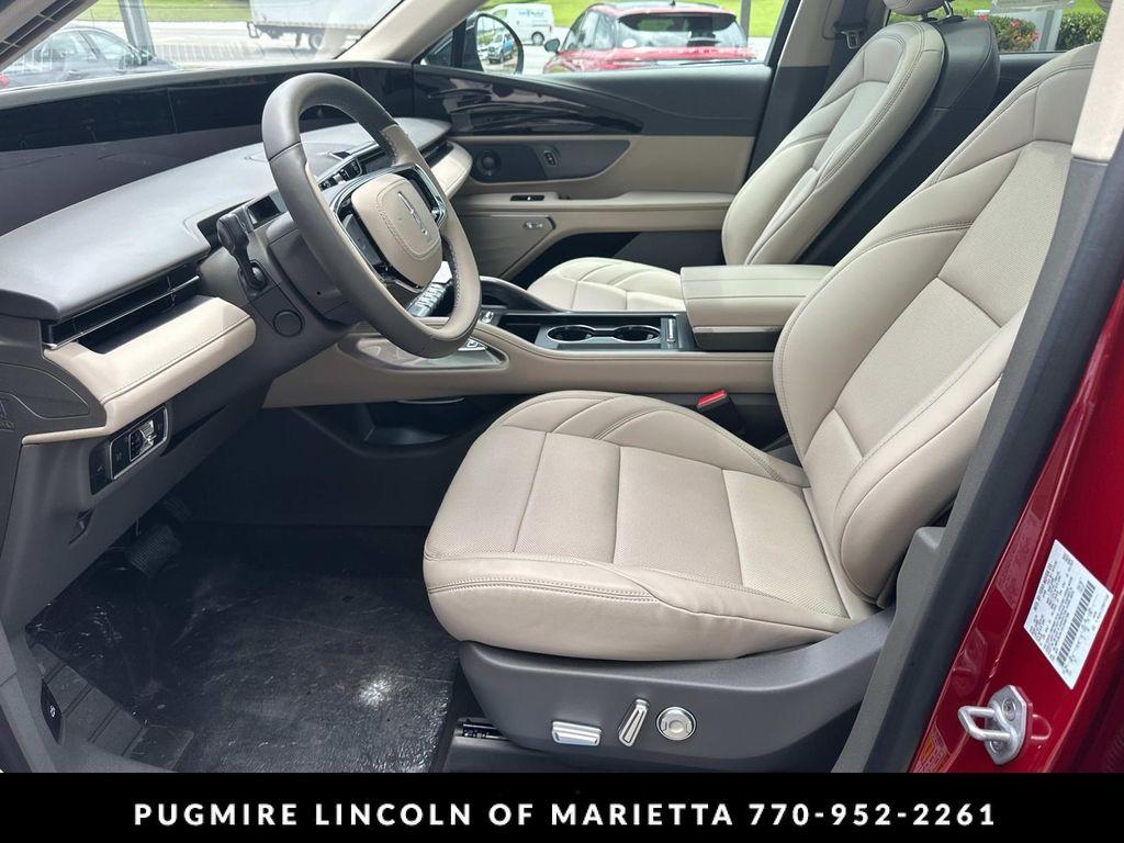 new 2025 Lincoln Nautilus car, priced at $55,940