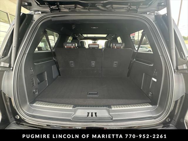 used 2024 Lincoln Navigator car, priced at $88,995