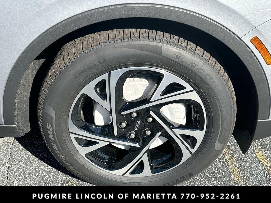 new 2025 Lincoln Nautilus car, priced at $59,619