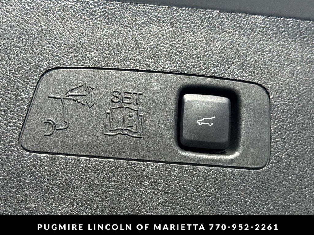 new 2025 Lincoln Corsair car, priced at $45,884