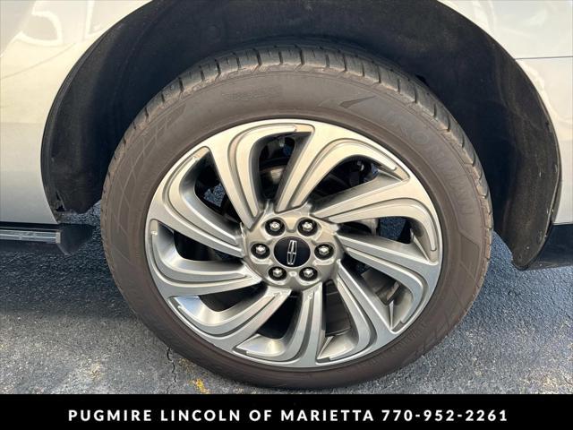 used 2022 Lincoln Navigator car, priced at $45,991