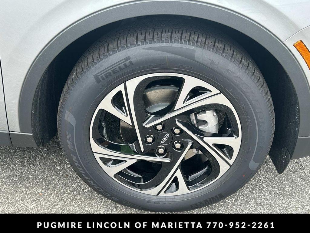 new 2025 Lincoln Nautilus car, priced at $63,807