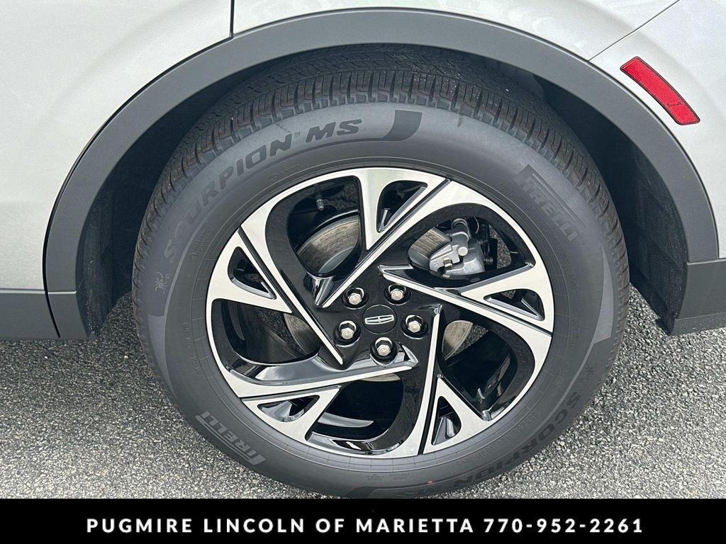 new 2025 Lincoln Nautilus car, priced at $63,807