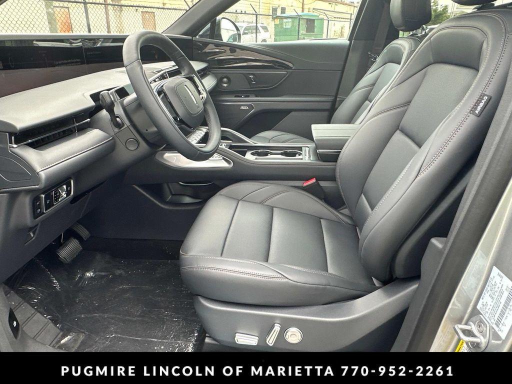 new 2025 Lincoln Nautilus car, priced at $63,807