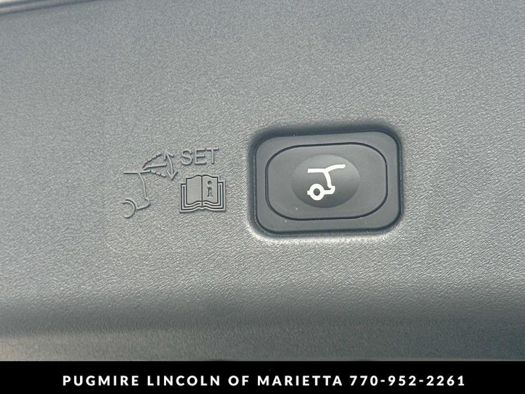 new 2025 Lincoln Nautilus car, priced at $63,807