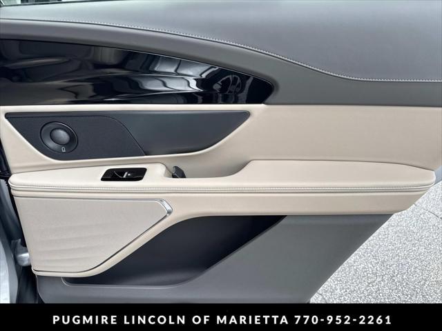 new 2025 Lincoln Nautilus car, priced at $61,536