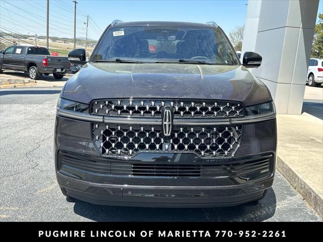 new 2025 Lincoln Navigator car, priced at $122,480