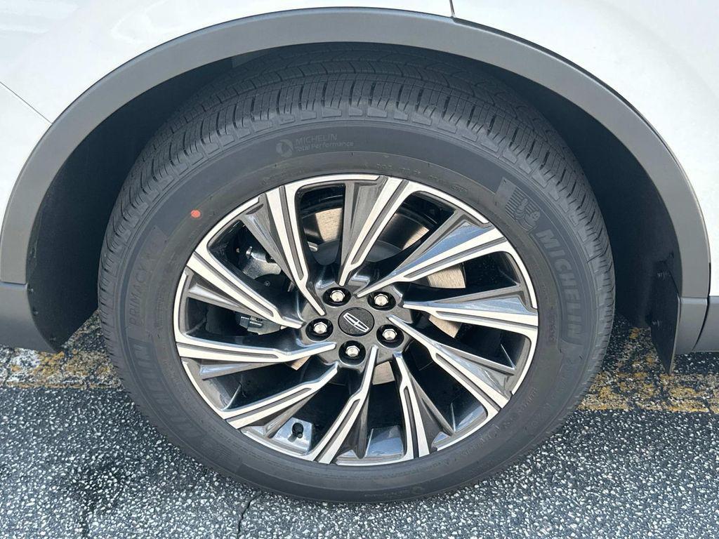 new 2025 Lincoln Aviator car, priced at $62,822