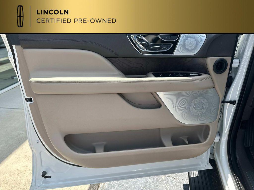 used 2022 Lincoln Navigator car, priced at $56,995