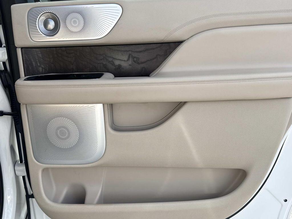 used 2021 Lincoln Navigator car, priced at $35,288