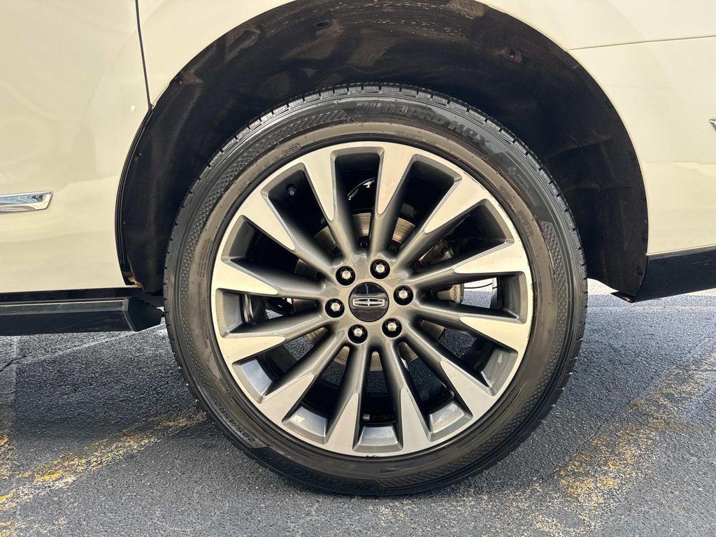 used 2021 Lincoln Navigator car, priced at $35,288